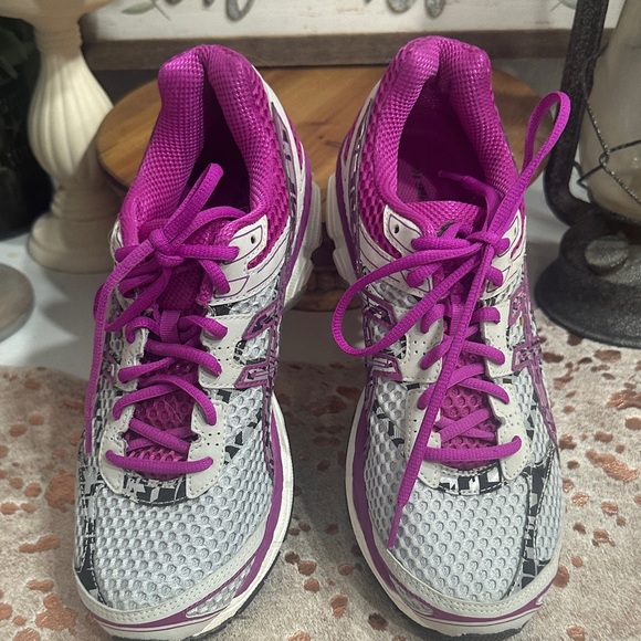 NWOT asics gel-cumulus 16 sneakers - Picture 1 of 8